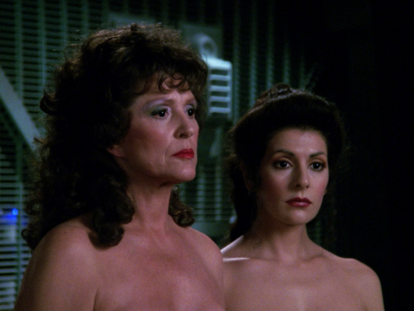 menage_a_troi_hd_193.jpg